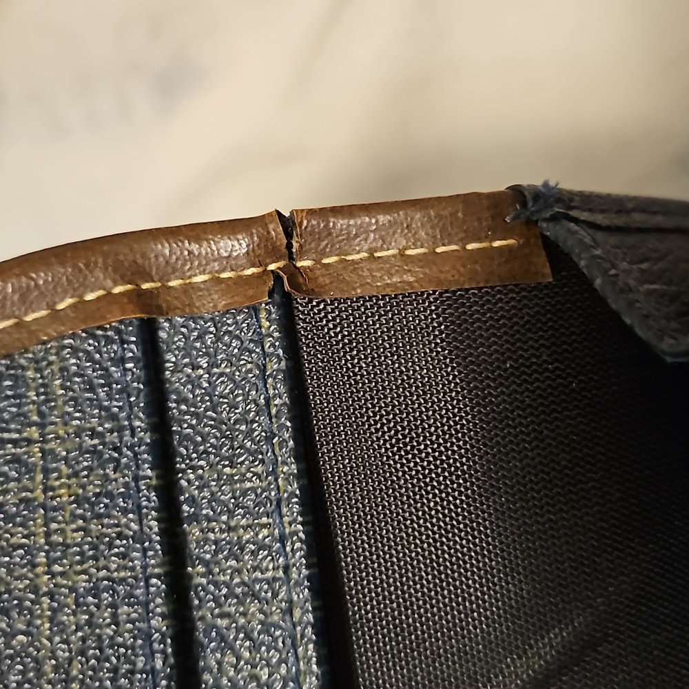 Esprit Wallet - Picture 7 of 10